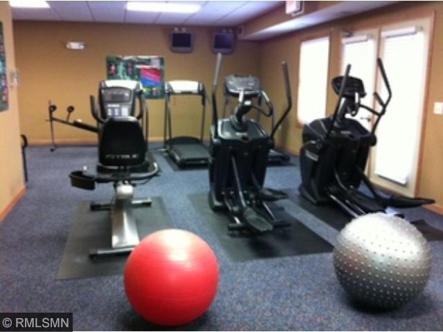 2103 Silver Bell Rd #317, Eagan, MN 55122 photo 3