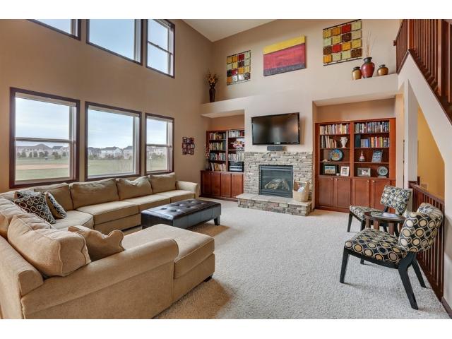 21259 Insel Ln, Lakeville, MN 55044 photo 2