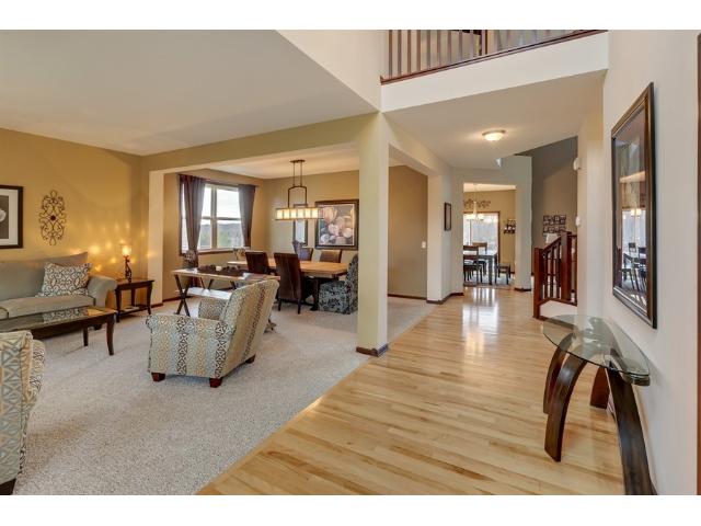 21259 Insel Ln, Lakeville, MN 55044 photo 6
