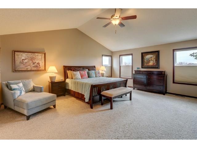 21259 Insel Ln, Lakeville, MN 55044 photo 11