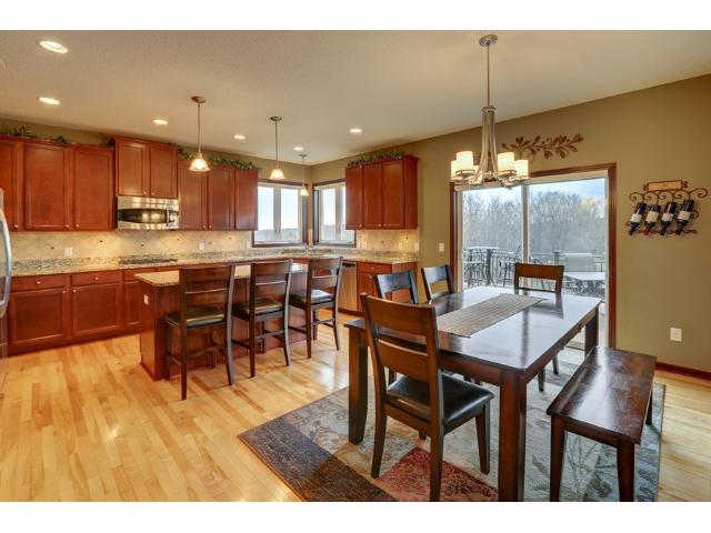 21259 Insel Ln, Lakeville, MN 55044 photo 4