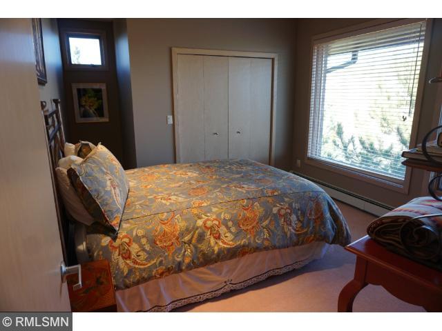 1216 S Ridge Rd, Duluth, MN 55804 photo 10
