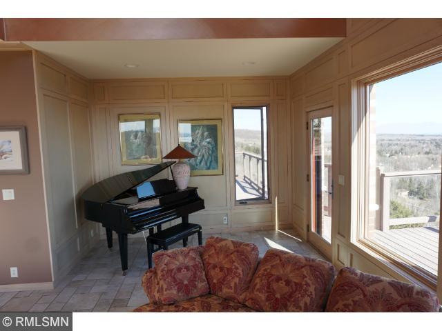 1216 S Ridge Rd, Duluth, MN 55804 photo 7