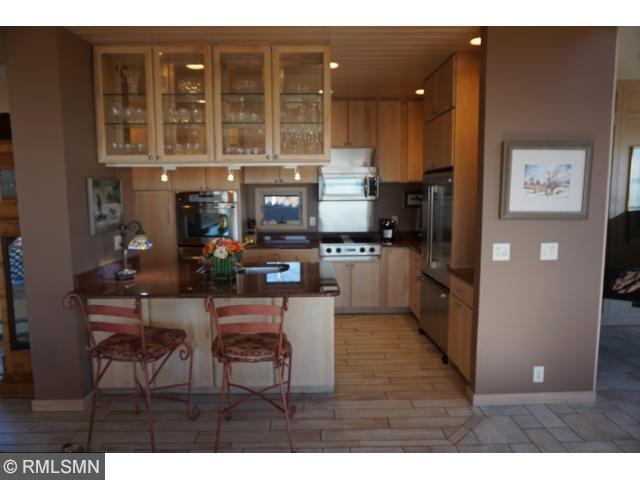 1216 S Ridge Rd, Duluth, MN 55804 photo 4