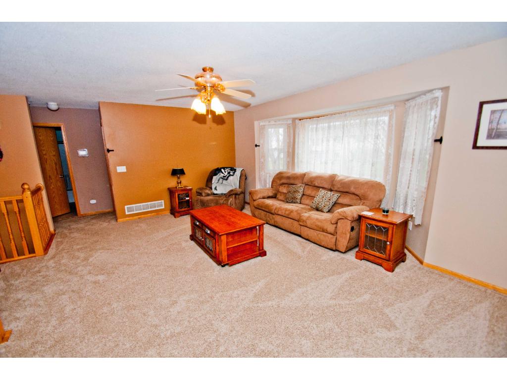 760 Leon St, Jordan, MN 55352 photo 4
