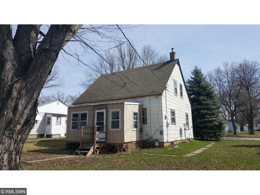 425 Morrison St, Mora, MN 55051 photo 4