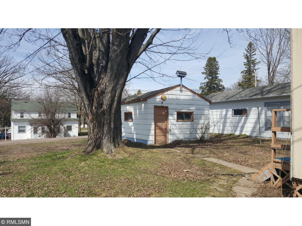 425 Morrison St, Mora, MN 55051 photo 3