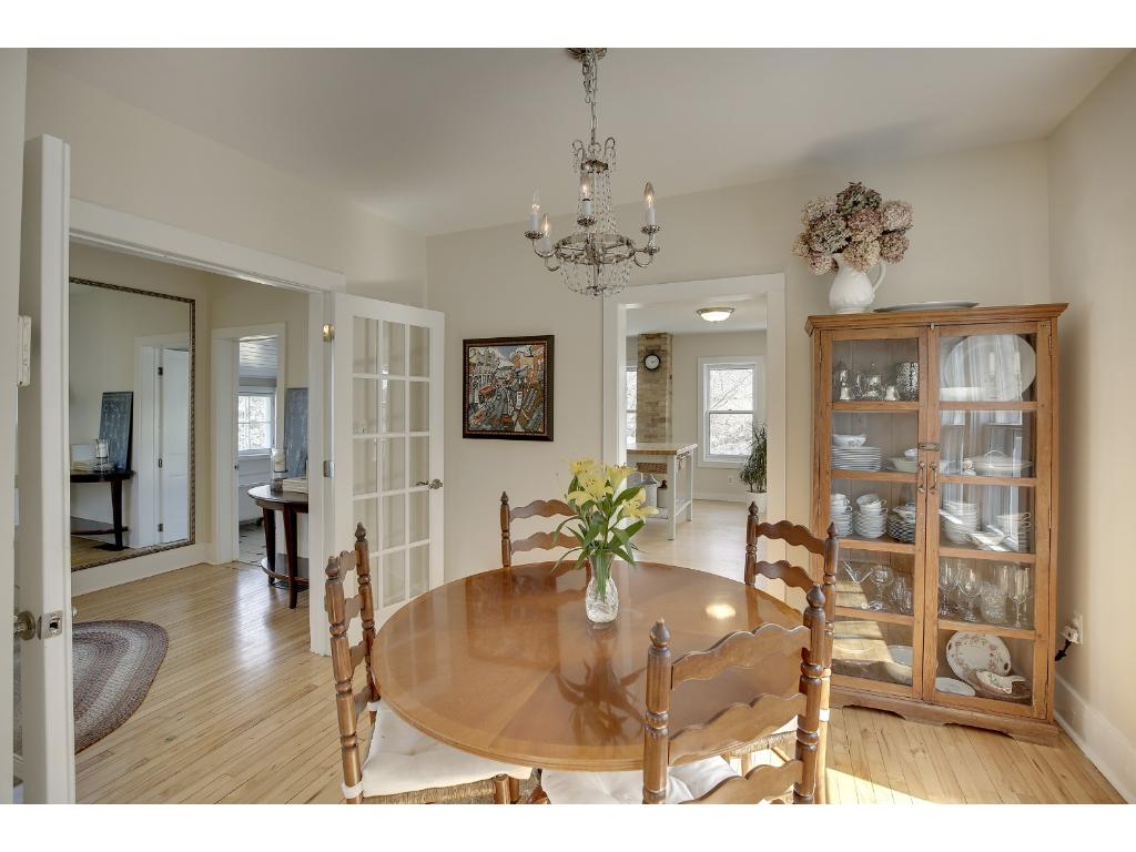 233 Center St, Excelsior, MN 55331 photo 4