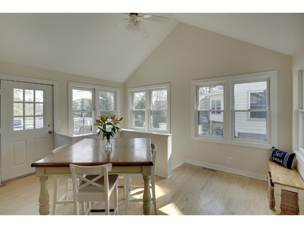 233 Center St, Excelsior, MN 55331 photo 8