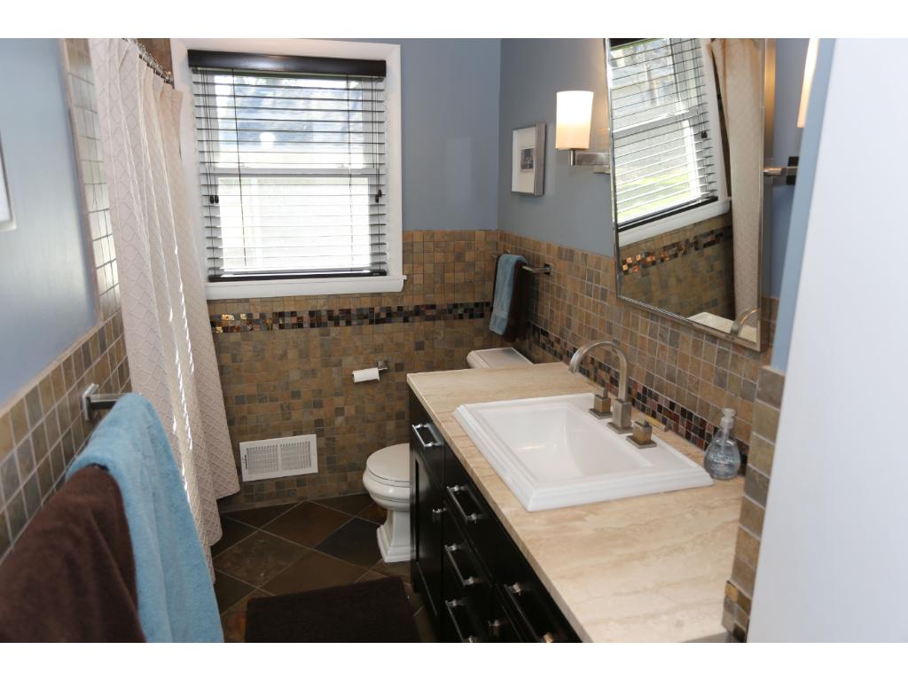3647 Therese St, Wayzata, MN 55391 photo 15
