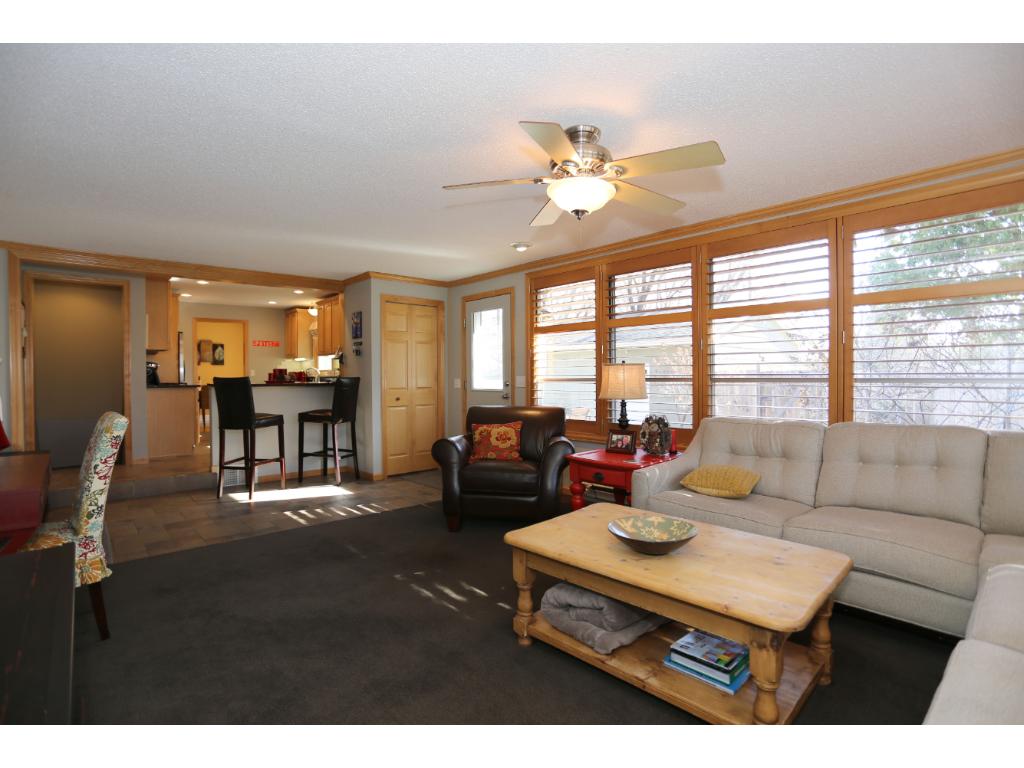 3647 Therese St, Wayzata, MN 55391 photo 11