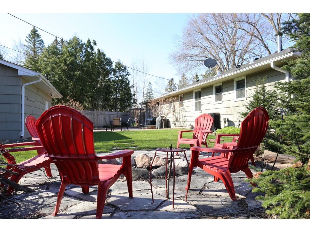 3647 Therese St, Wayzata, MN 55391 photo 1