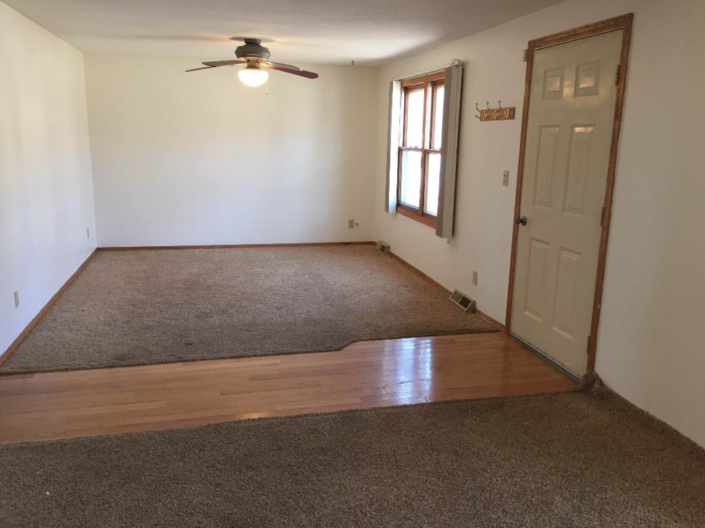 706 SW 4th St, Brainerd, MN 56401 photo 2