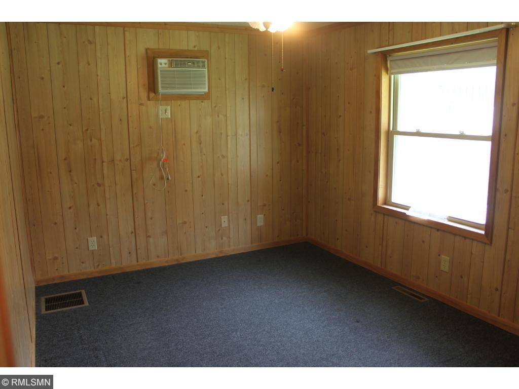 1702 14th St NE, Faribault, MN 55021 photo 8
