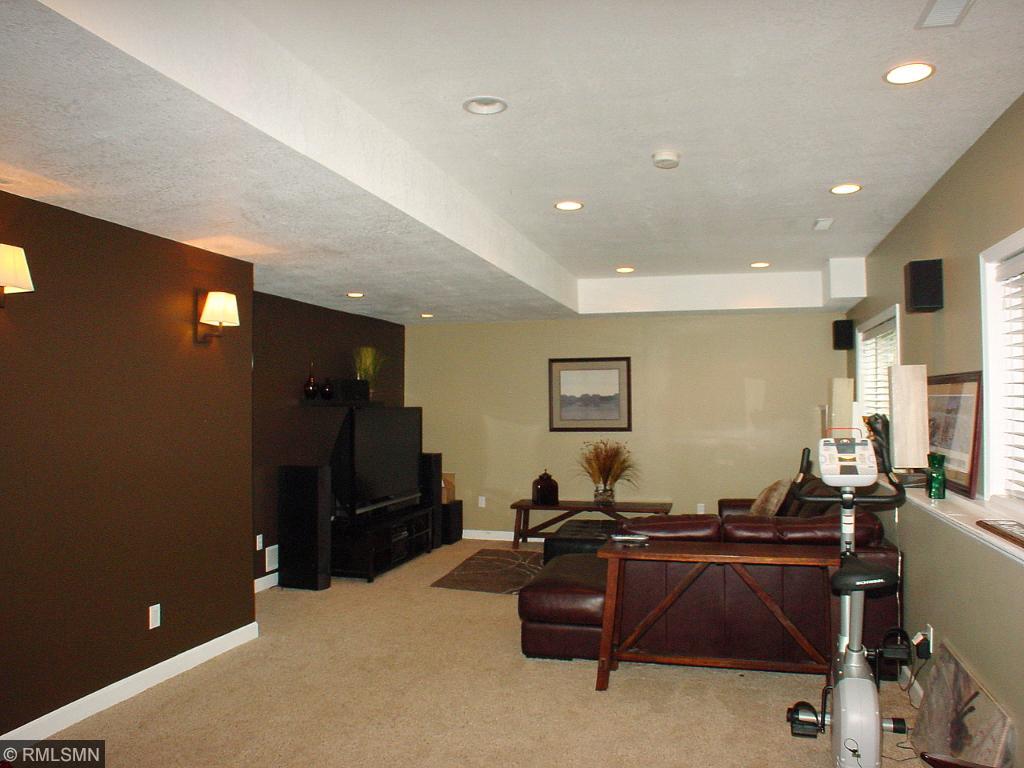 1956 Fountain Ln, Waconia, MN 55387 photo 5
