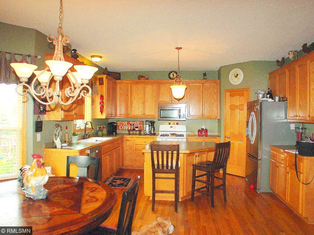 1956 Fountain Ln, Waconia, MN 55387 photo 2