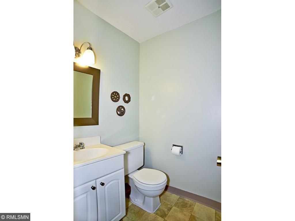 3301 Valley Ridge Dr, Eagan, MN 55121 photo 17