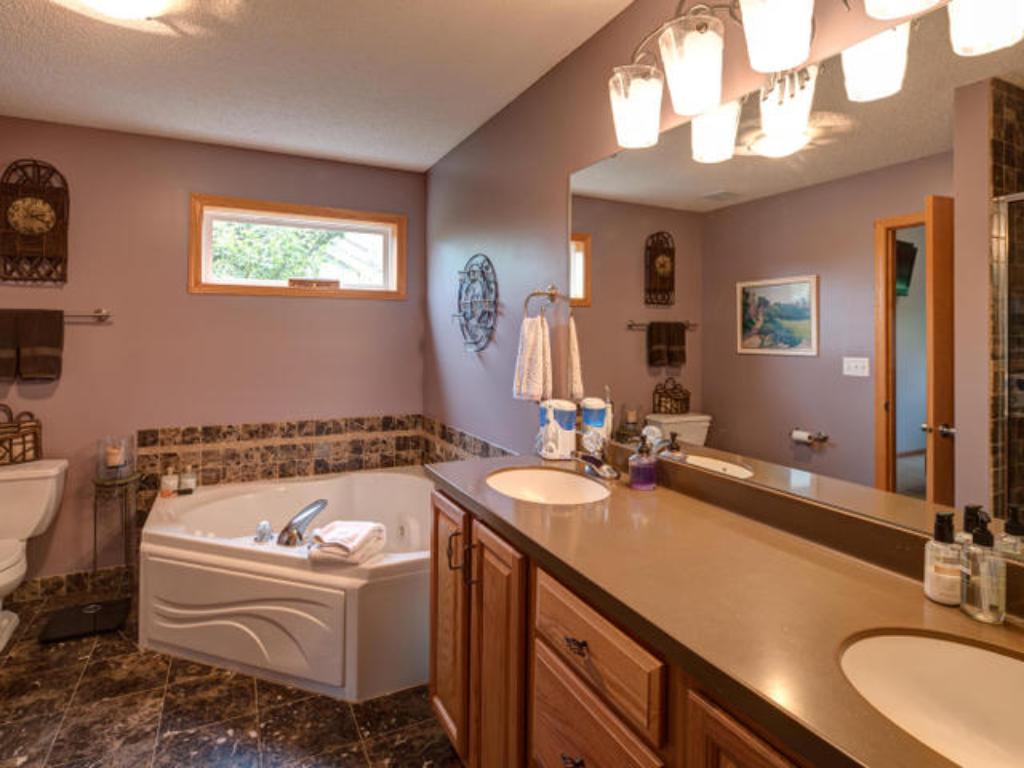 1048 Prospect Pointe Rd, Jordan, MN 55352 photo 11