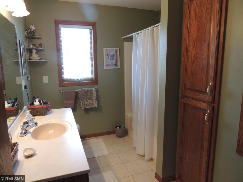 417 Sundown Dr, Avon, MN 56310 photo 9