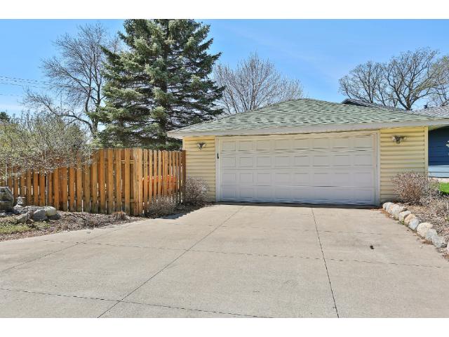 11921 Porter Cir, Champlin, MN 55316 photo 16