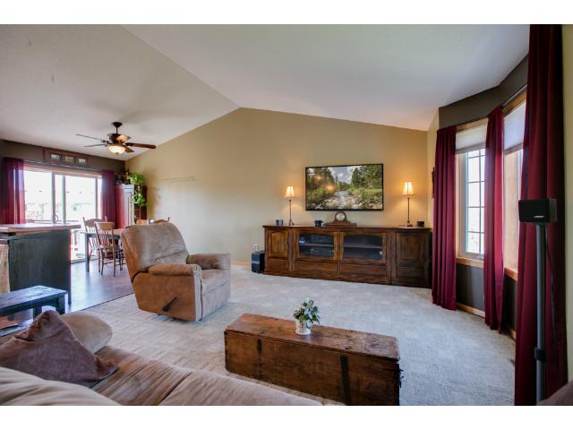 1611 Maple Ave, Buffalo, MN 55313 photo 9