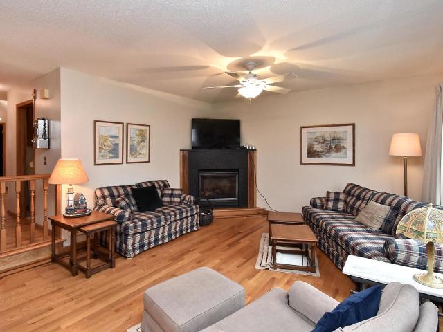 10045 Highview Ct, Champlin, MN 55316 photo 9