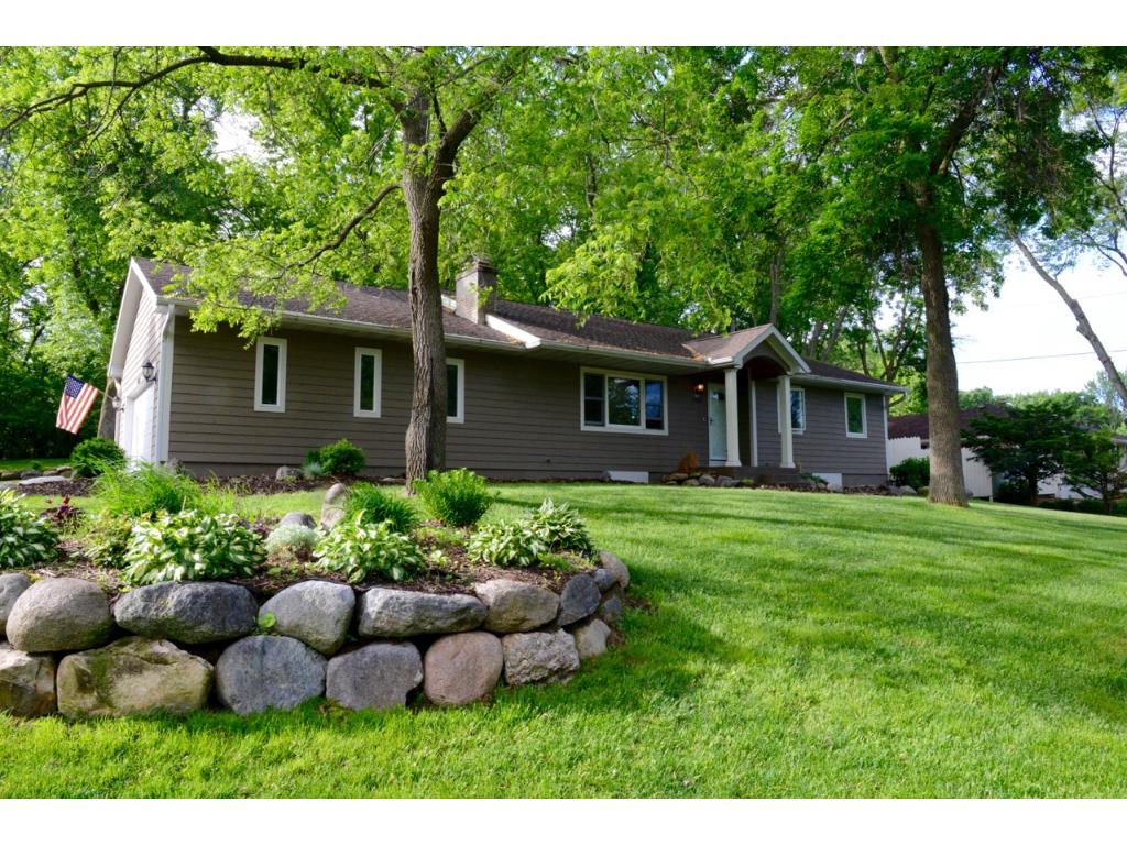 16425 Norwood Dr, Minnetonka, MN 55345 photo 1