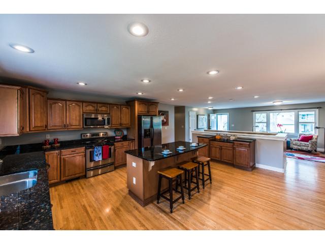 16425 Norwood Dr, Minnetonka, MN 55345 photo 6