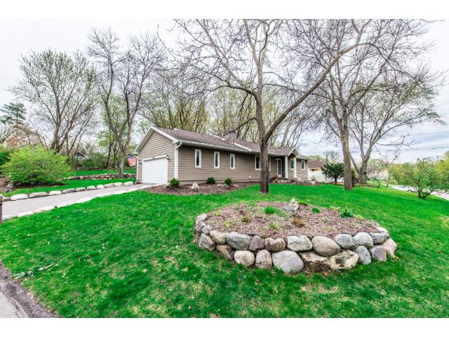 16425 Norwood Dr, Minnetonka, MN 55345 photo 21