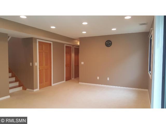 1875 Deer Hills Trl, Eagan, MN 55122 photo 12