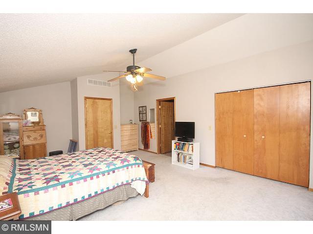 537 E Maple St, River Falls, WI 54022 photo 10