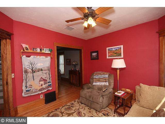 537 E Maple St, River Falls, WI 54022 photo 3
