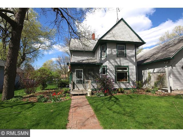 537 E Maple St, River Falls, WI 54022 photo 1