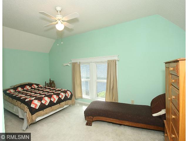 537 E Maple St, River Falls, WI 54022 photo 14