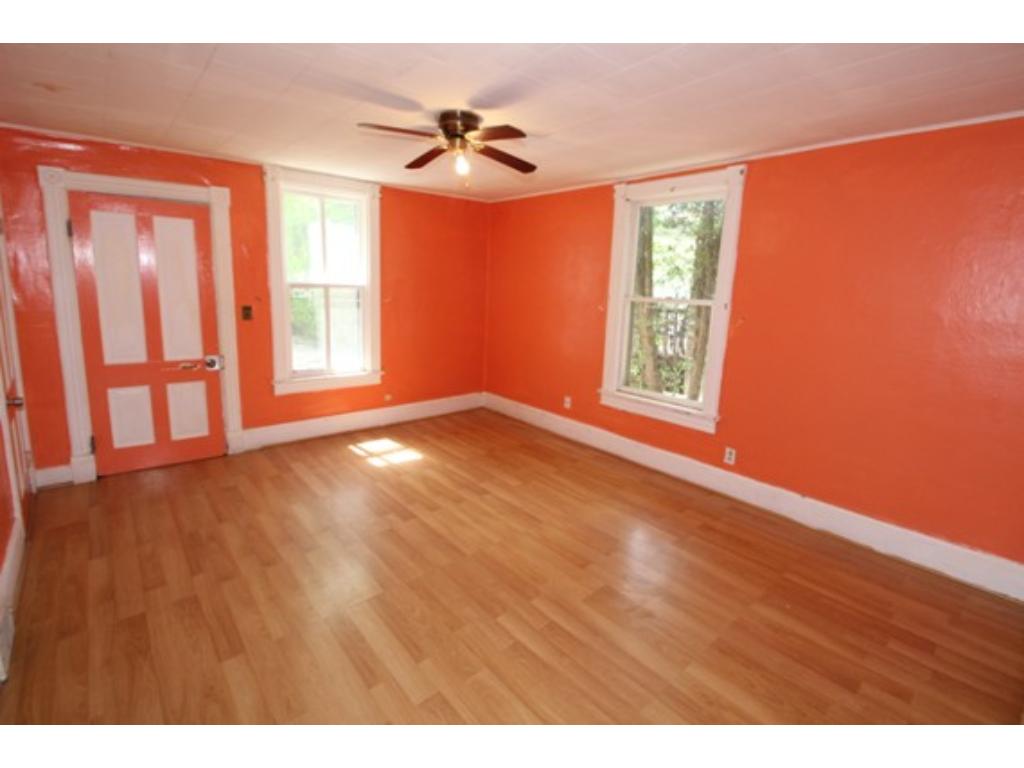 910 3rd St E, Saint Paul, MN 55106 photo 6