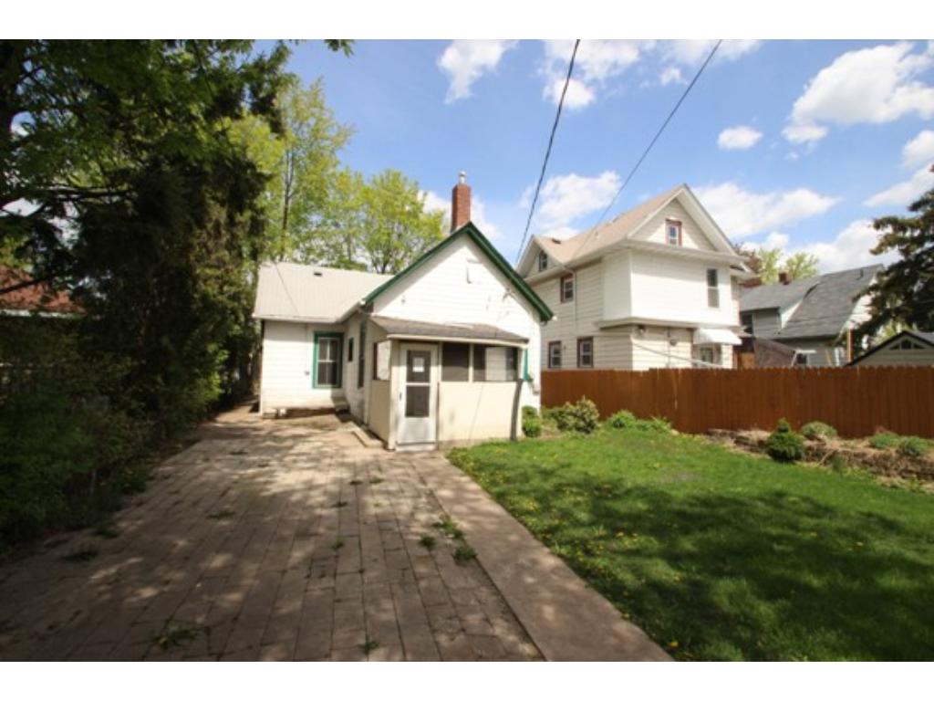 910 3rd St E, Saint Paul, MN 55106 photo 24