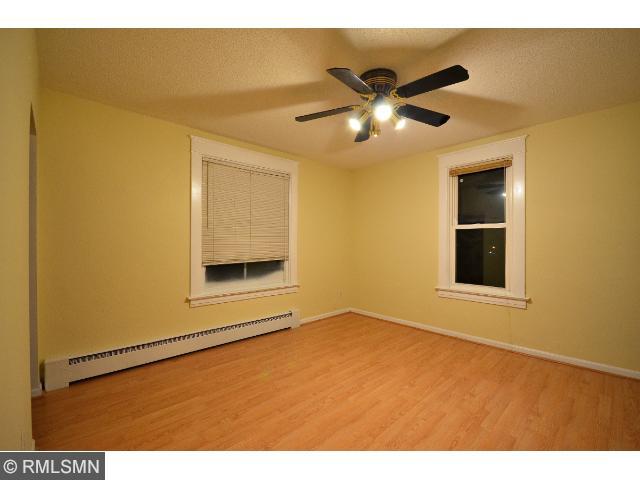 113 Division St W, Faribault, MN 55021 photo 3