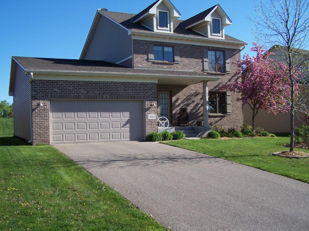 2020 Cobblestone Dr, Cologne, MN 55322 photo 1