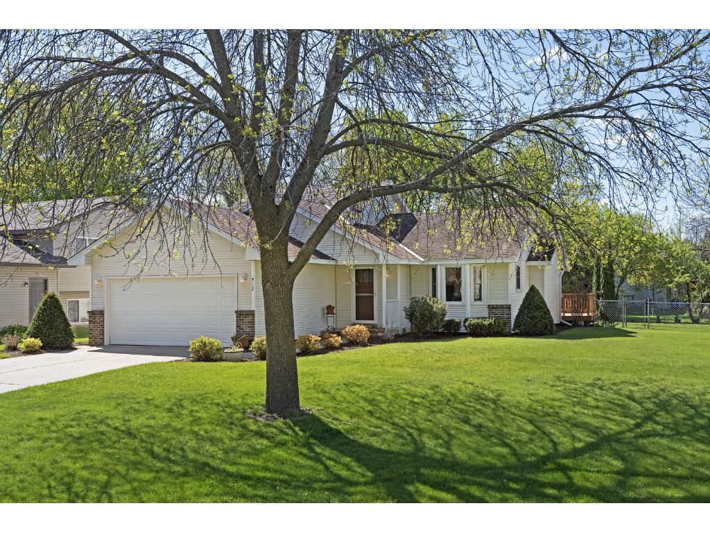 912 Ludwig Ave N, Champlin, MN 55316 photo 1
