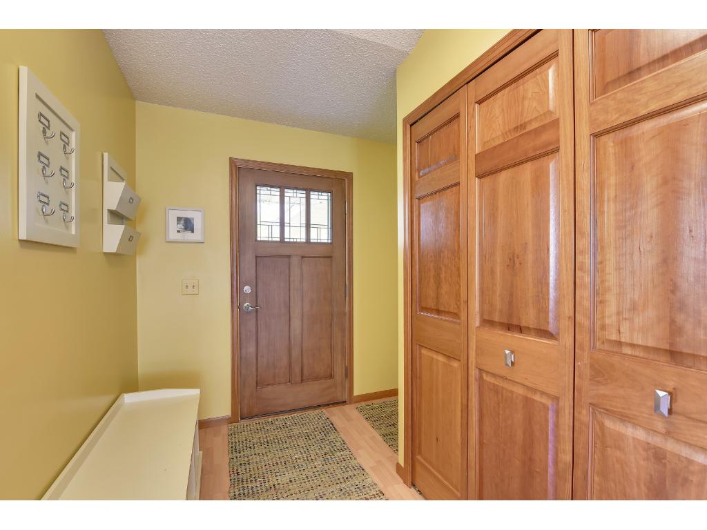 912 Ludwig Ave N, Champlin, MN 55316 photo 2