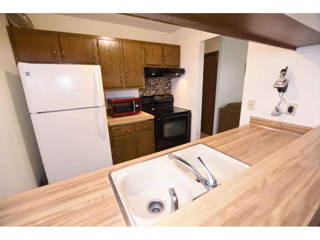 4484 Cinnamon Ridge Trl #A, Eagan, MN 55122 photo 7