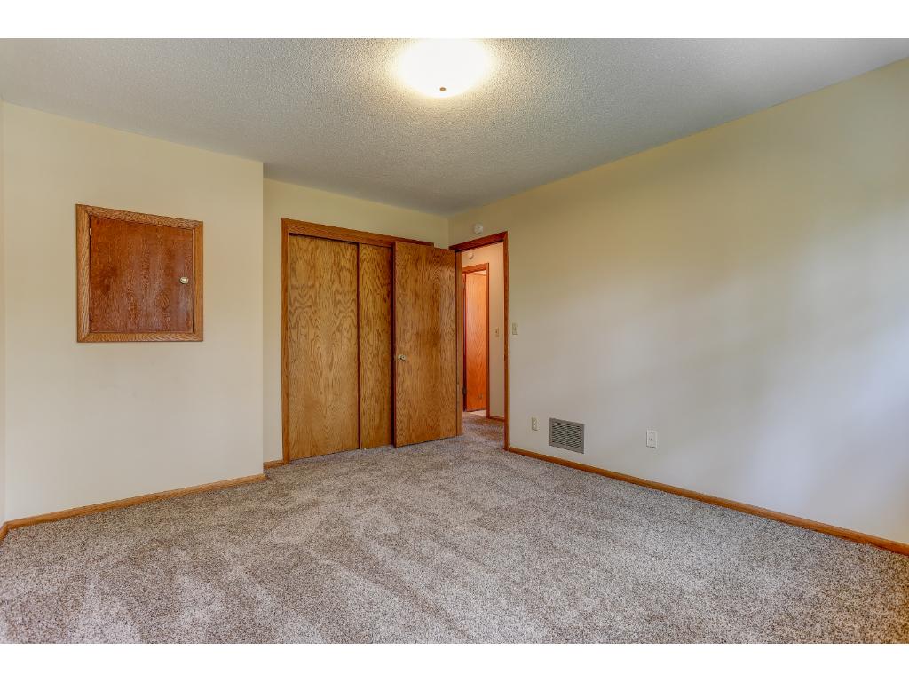11818 Porter Dr, Champlin, MN 55316 photo 14