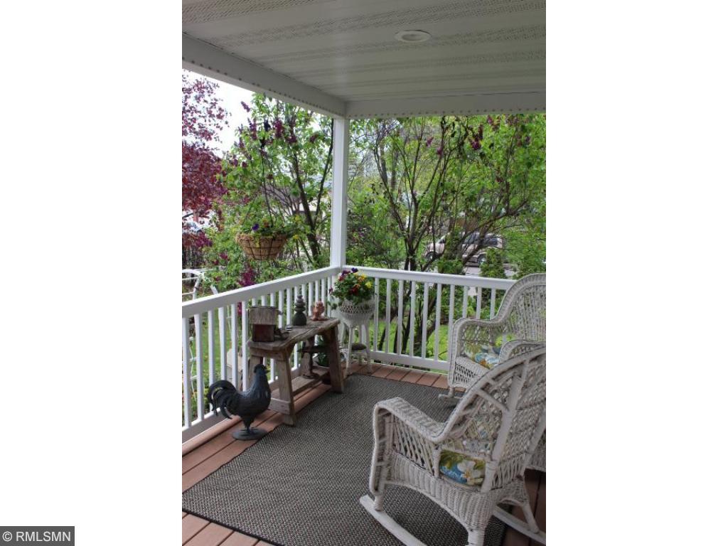 2006 11th St E, Glencoe, MN 55336 photo 2