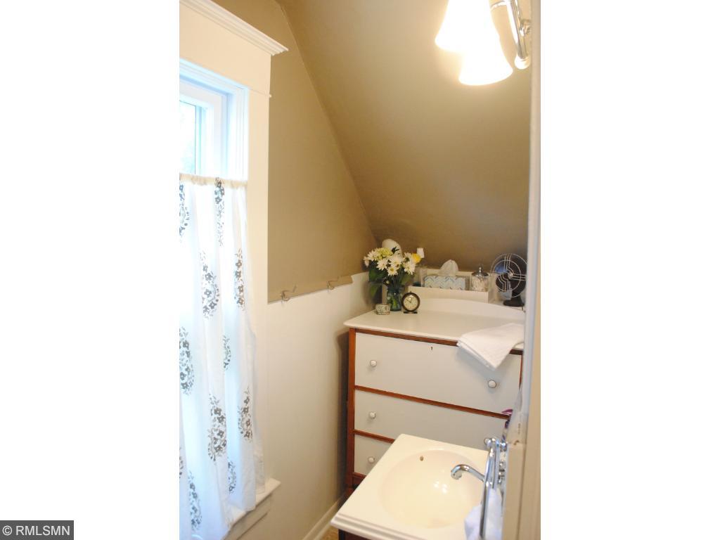 2006 11th St E, Glencoe, MN 55336 photo 12