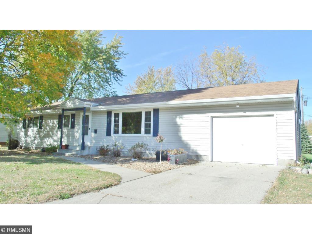 1611 12th St E, Glencoe, MN 55336 photo 1