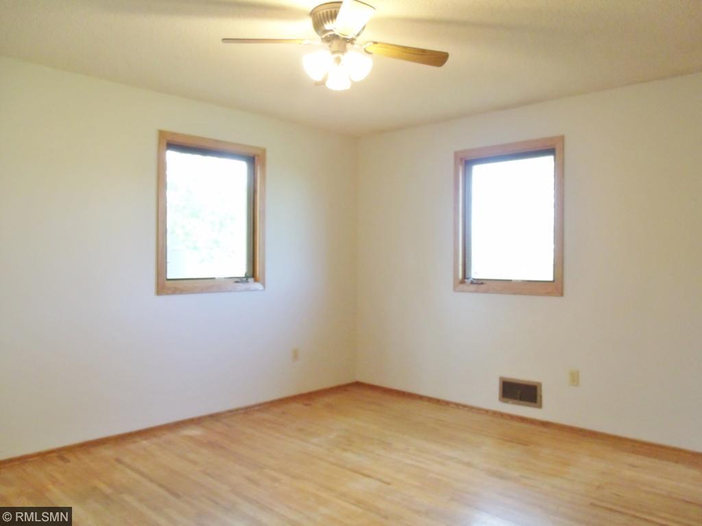 1611 12th St E, Glencoe, MN 55336 photo 7