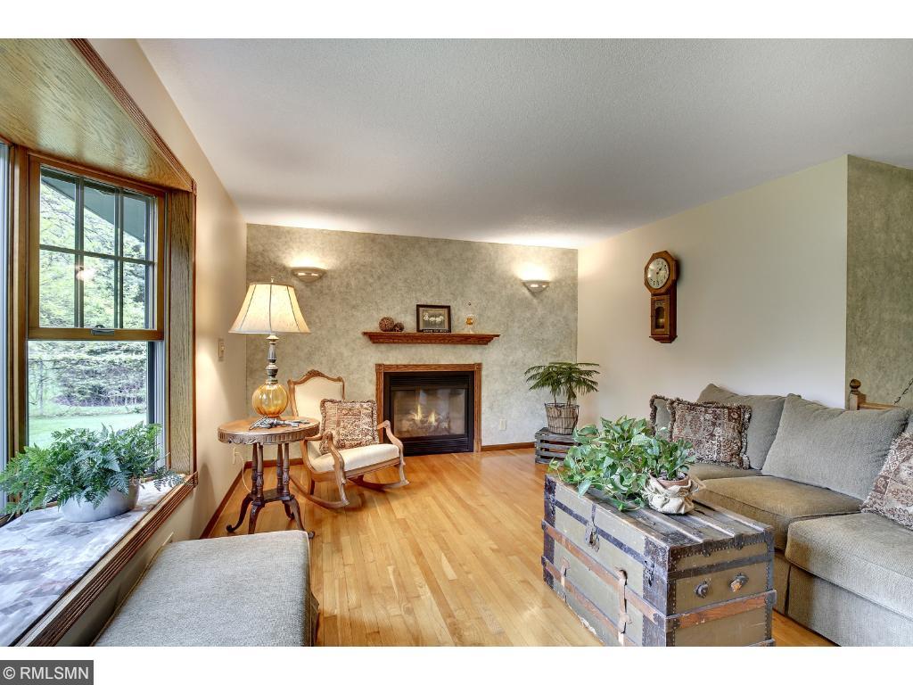 10101 Irwin Rd, Bloomington, MN 55437 photo 6