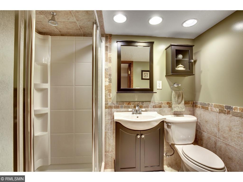 10101 Irwin Rd, Bloomington, MN 55437 photo 21