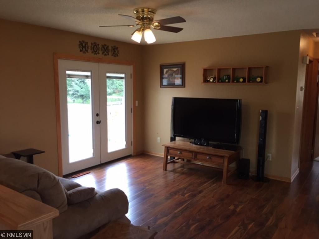 14827 Pineview Dr, Becker, MN 55308 photo 4