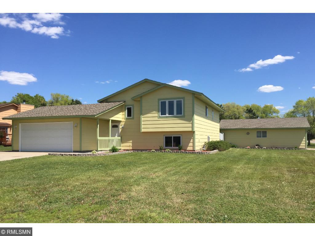 14827 Pineview Dr, Becker, MN 55308 photo 1